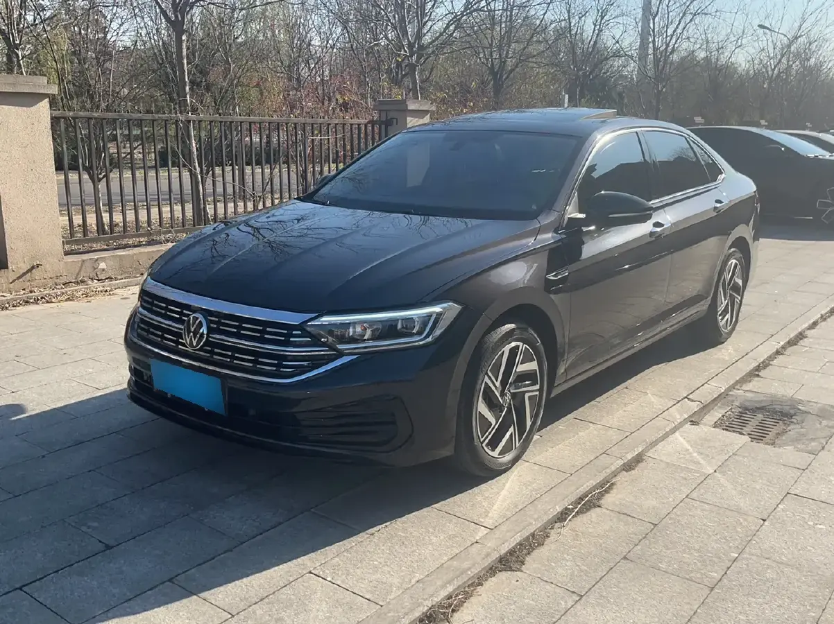 2023 Volkswagen Sagitar 1.4T 150HP L4 7DCT