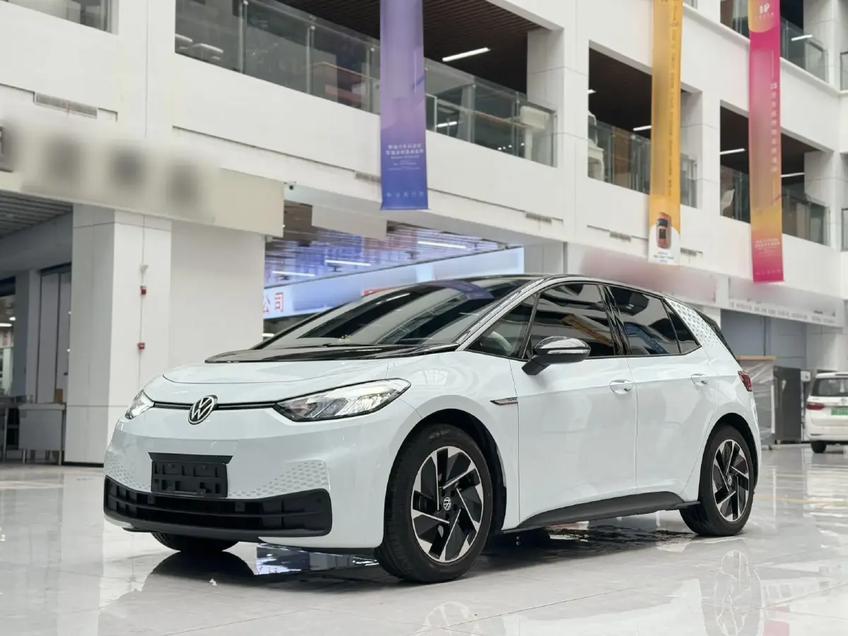 2023 Volkswagen ID.3 BEV 52.8KWH