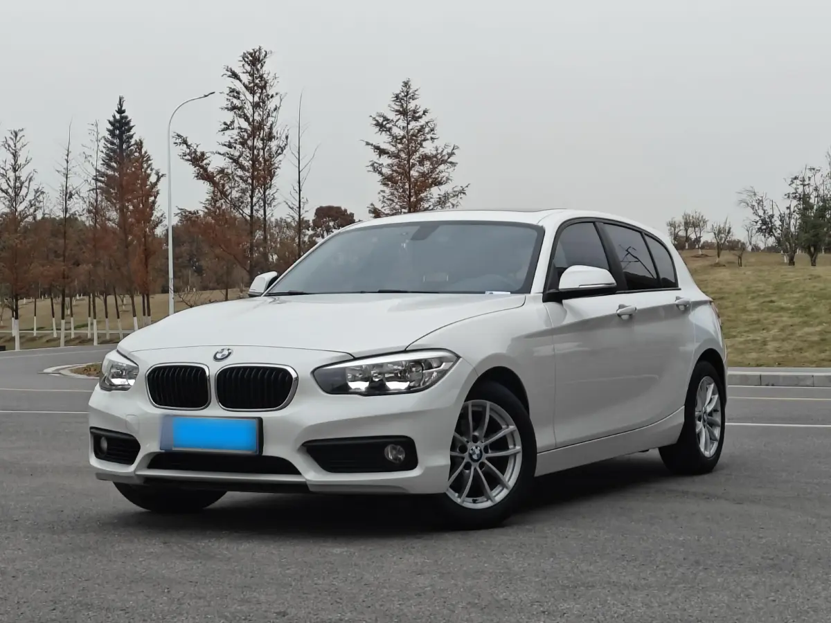 2016 BMW 1 Series 1.5T 136HP L3 8AT