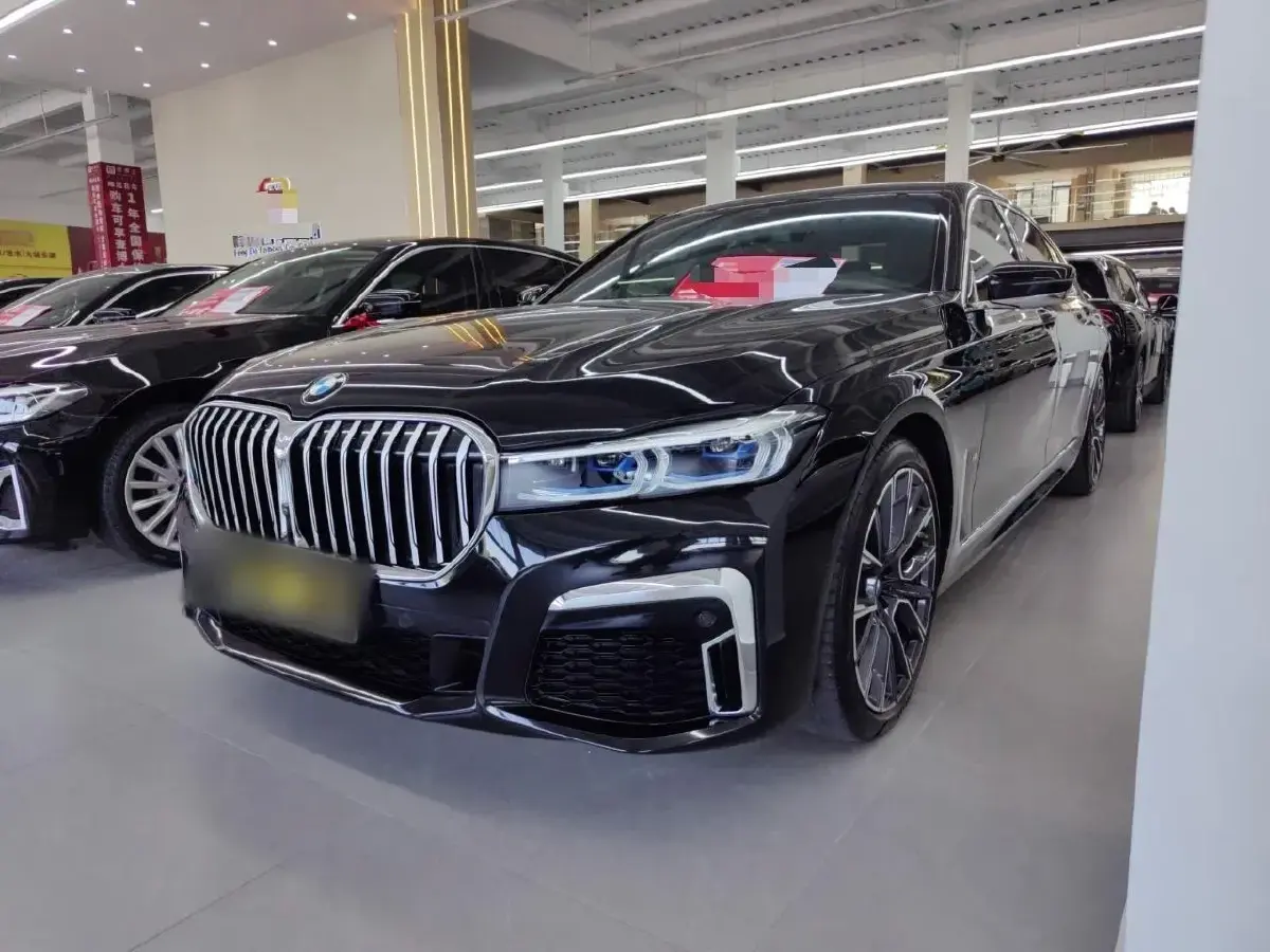 2019 BMW 7 Series 3.0T 340HP L6 8AT