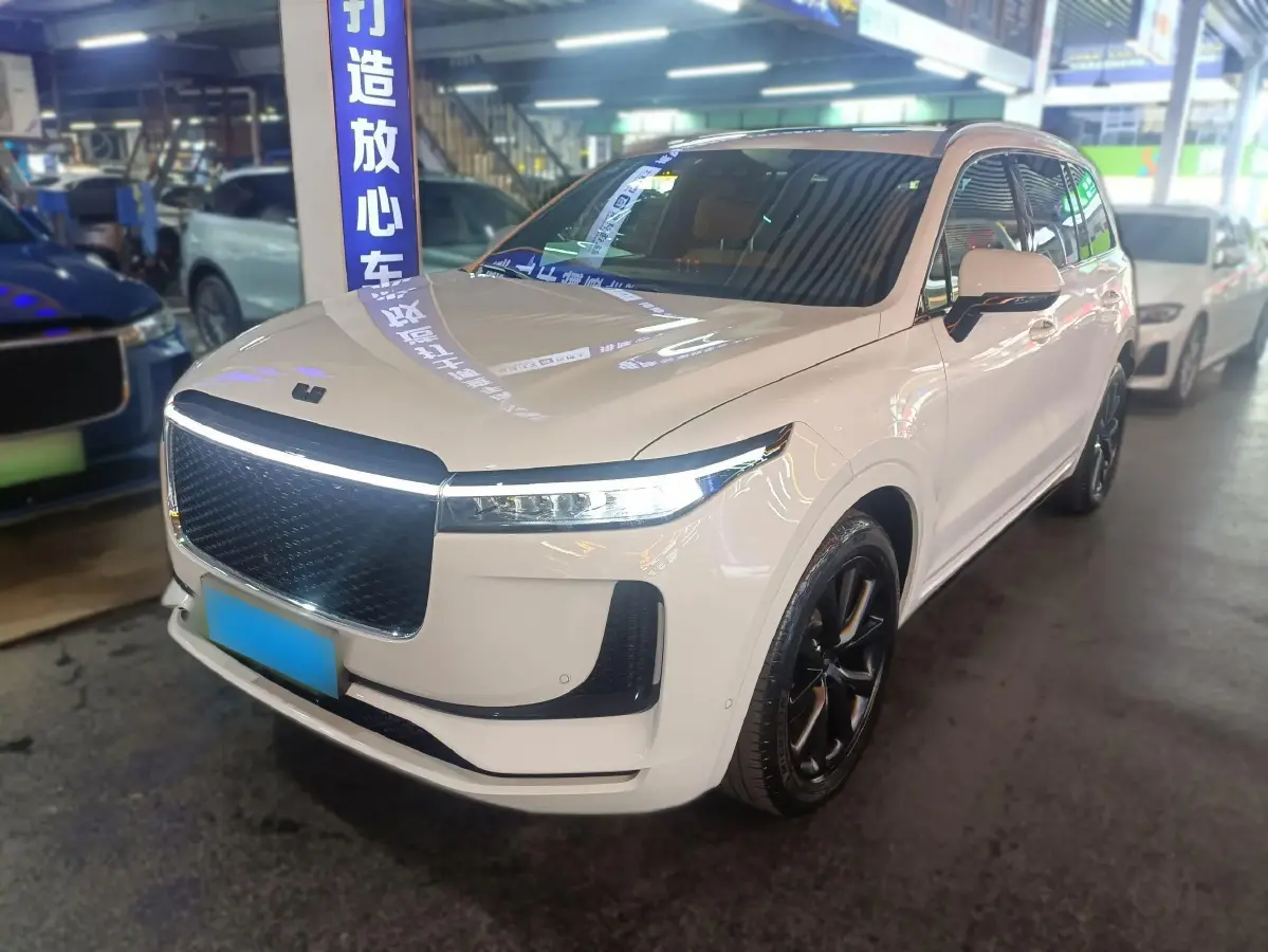 2020 Li ONE Range Extended 131HP REEV 40.5KWH