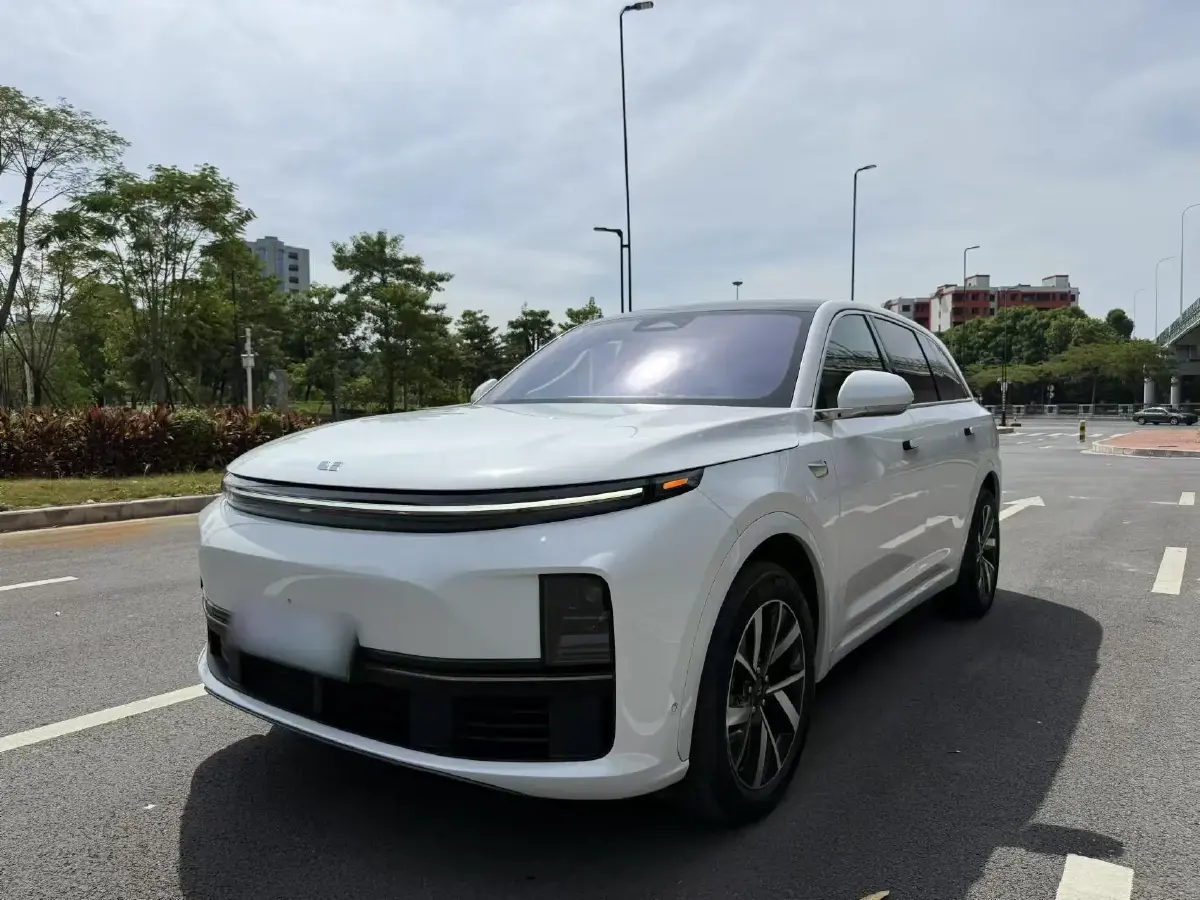 2023 Li L7 Range Extended 154HP REEV 40.9KWH