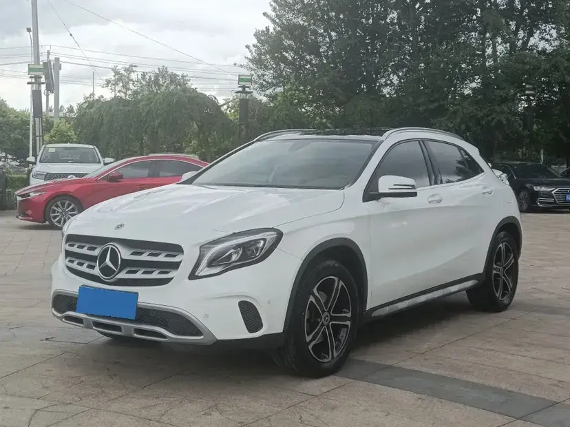 2018 Mercedes-Benz GLA Class 1.6T 156HP L4 7DCT