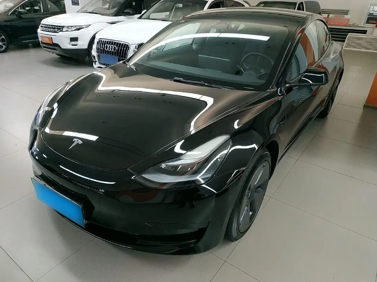 2022 Tesla Model 3 BEV 60KWH