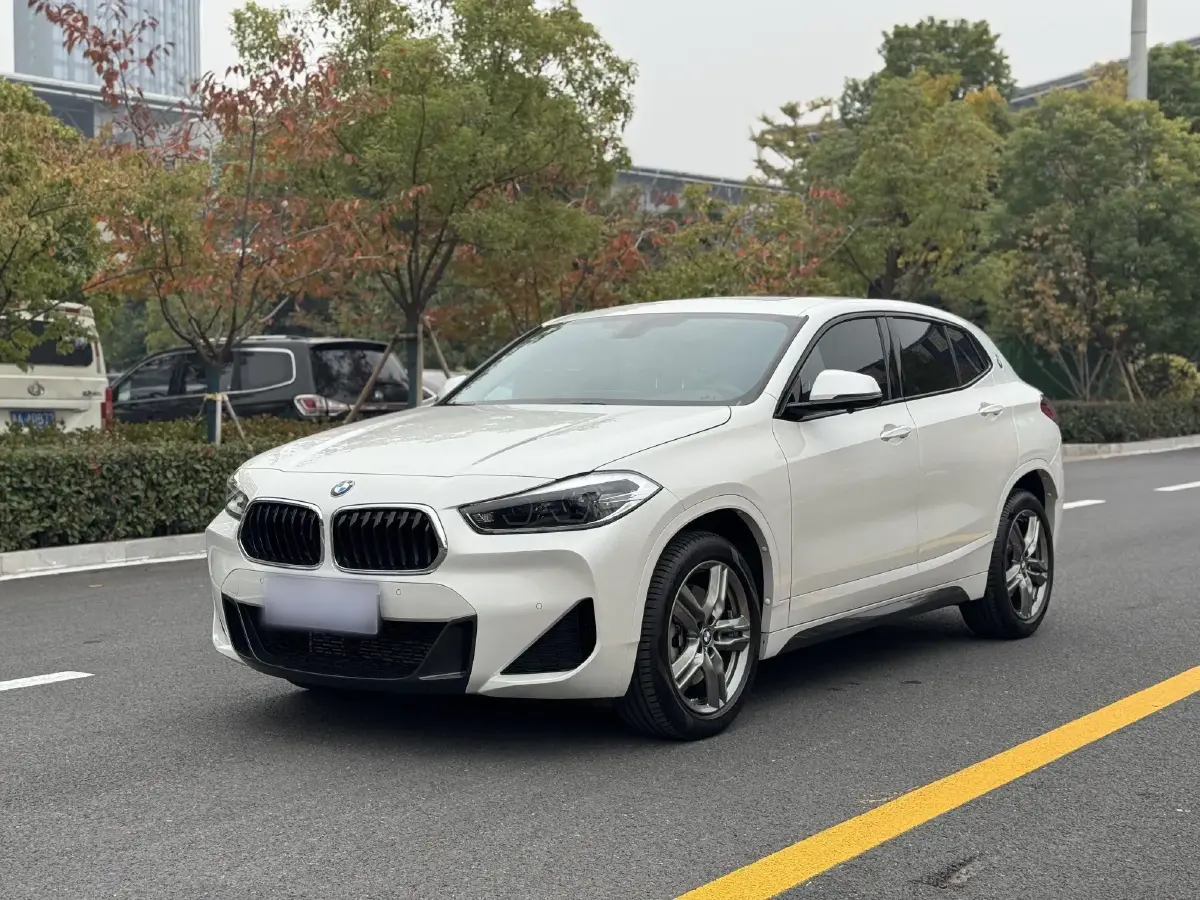 2021 BMW X2 2.0T 192HP L4 7DCT