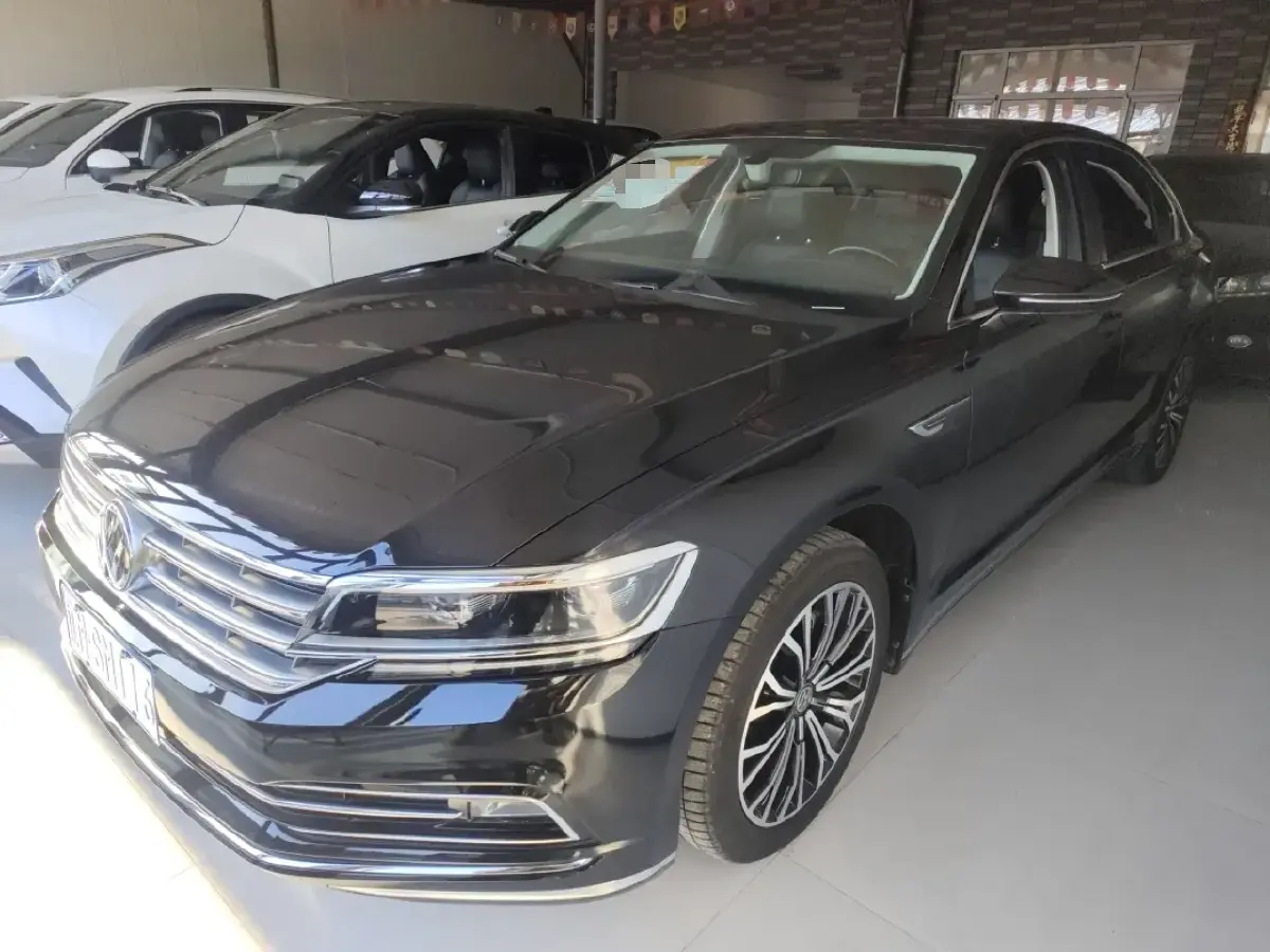 2016 Volkswagen Phideon 2.0T 224HP L4 7DCT
