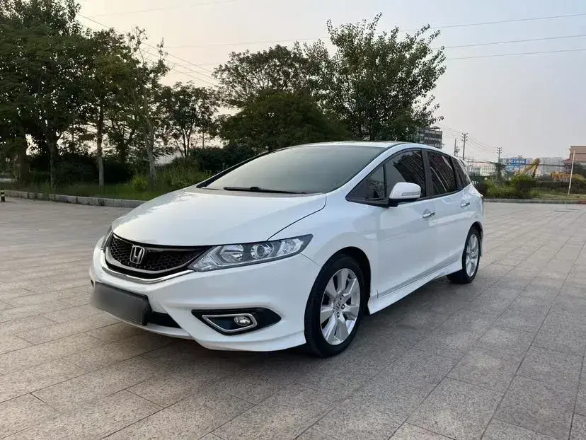 2017 Honda Jade 1.8L 141HP L4 5AT