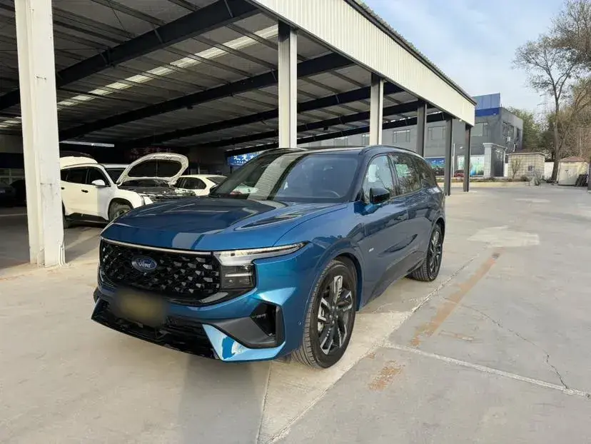 2023 Ford Edge 2.0T 275HP L4 E-CVT Hybrid