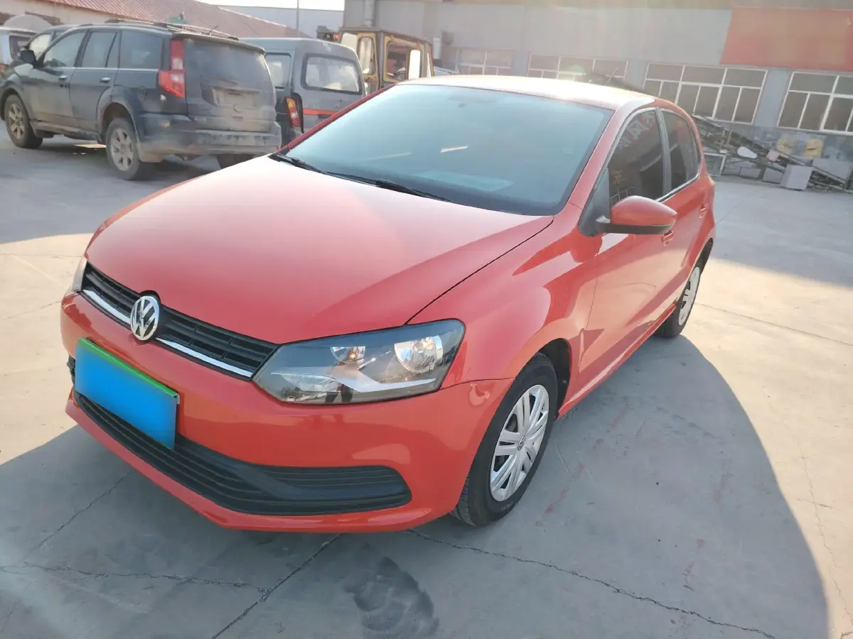 2016 Volkswagen Polo 1.4L 90HP L4 5MT