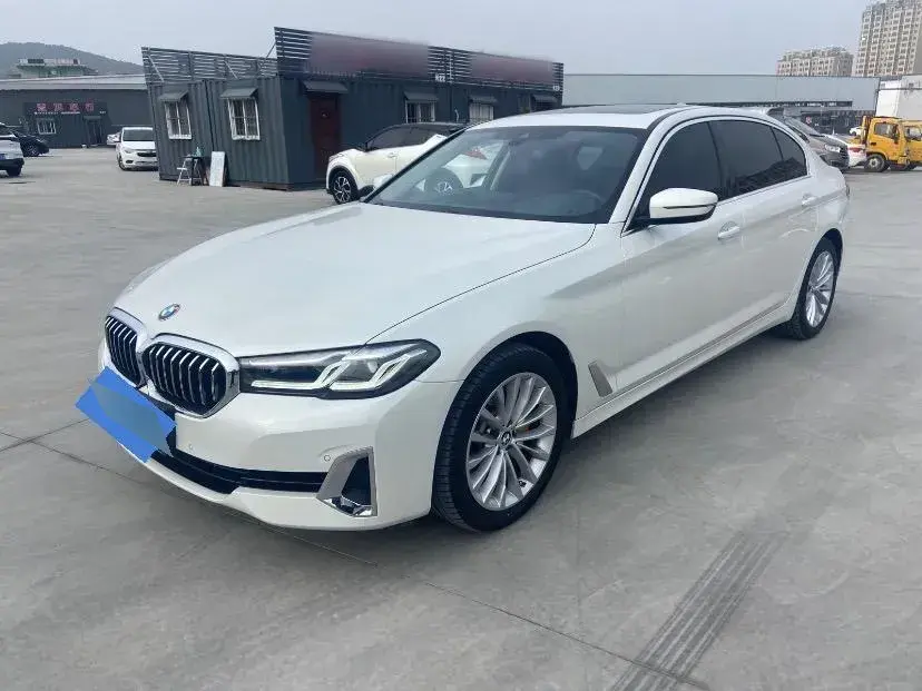 2021 BMW 5 Series 2.0T 184HP L4 8AT