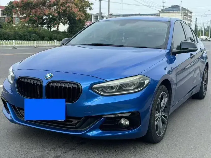 2017 BMW 1 Series 1.5T 136HP L3 6AT