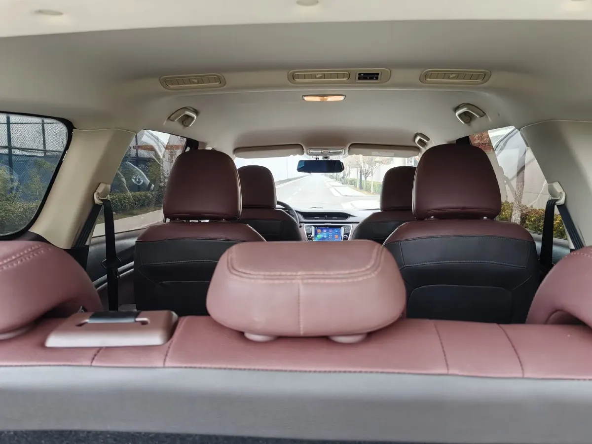 2017 ChangAn Linmax 1.6L 125HP L4 5MT,autocango,china used car exporter,china ev exporter,chinese used car exporter,chinese used ev exporter