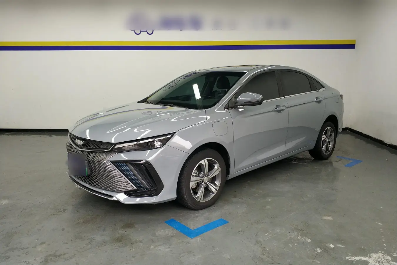 2022 Geely Emgrand L HiP 1.5T 181HP L4 3DHT PHEV 15.5KWH