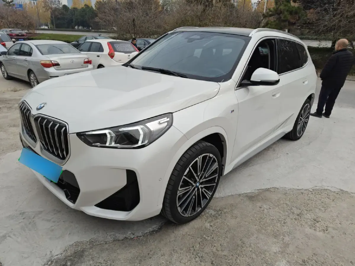 2023 BMW X1 2.0T 204HP L4 7DCT