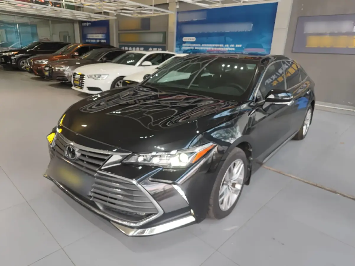 2019 Toyota Avalon 2.0L 178HP L4 CVT