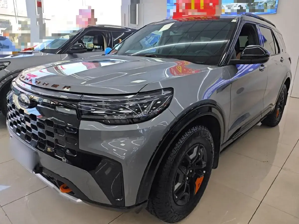 2023 Ford Explorer 2.3T 276HP L4 10AT