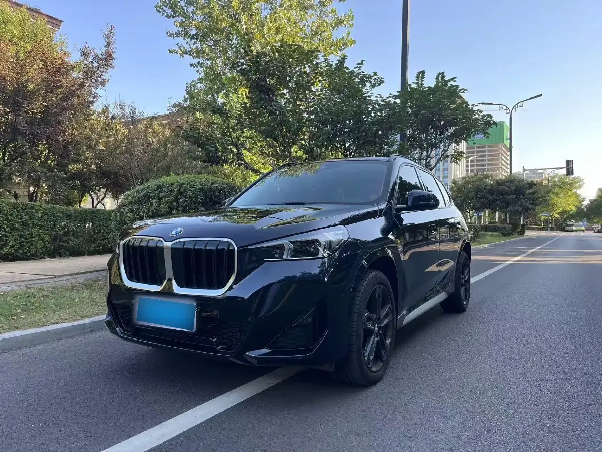 2023 BMW X1 2.0T 204HP L4 7DCT