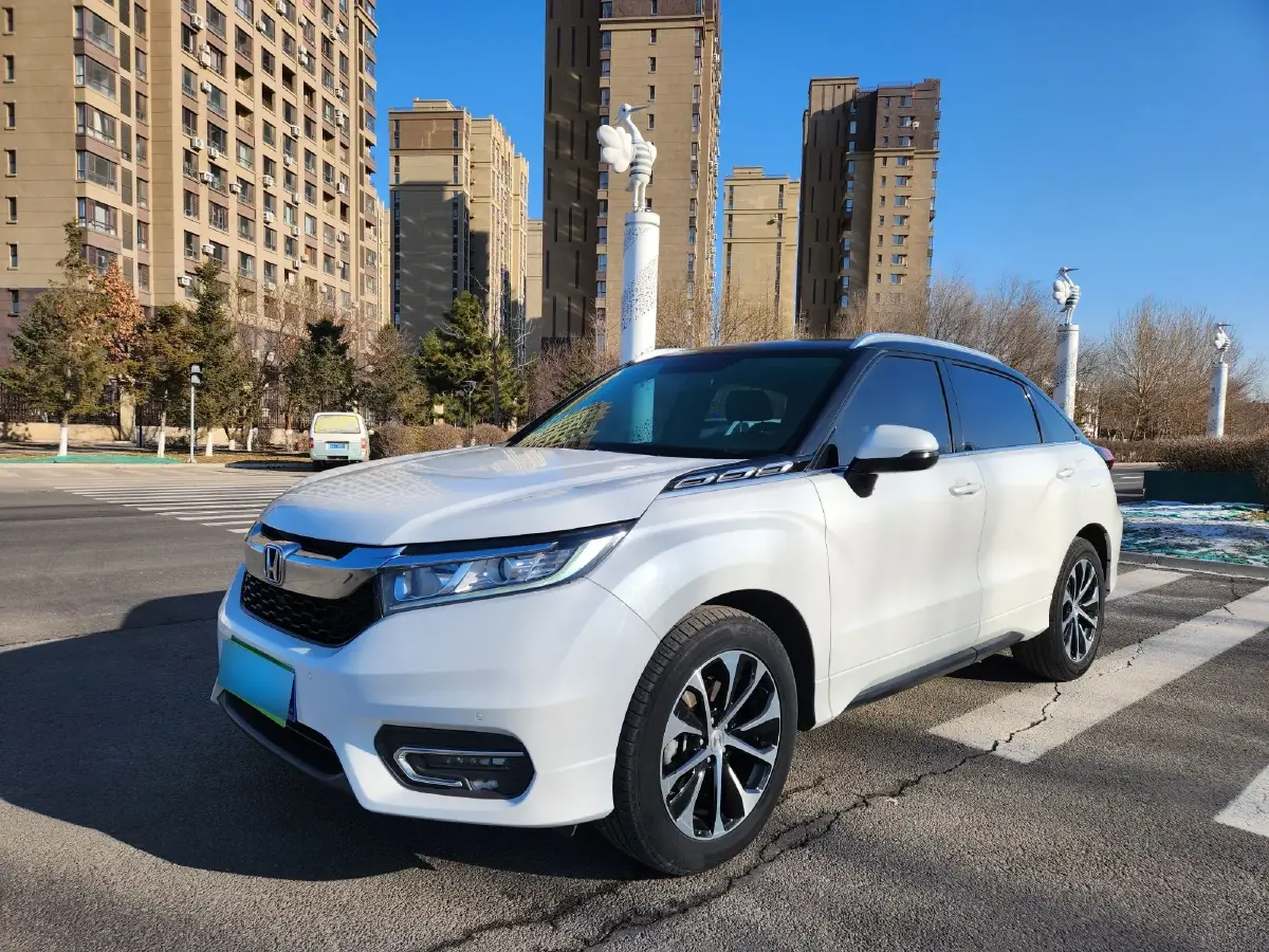 2017 Honda Avancier 1.5T 193HP L4 CVT