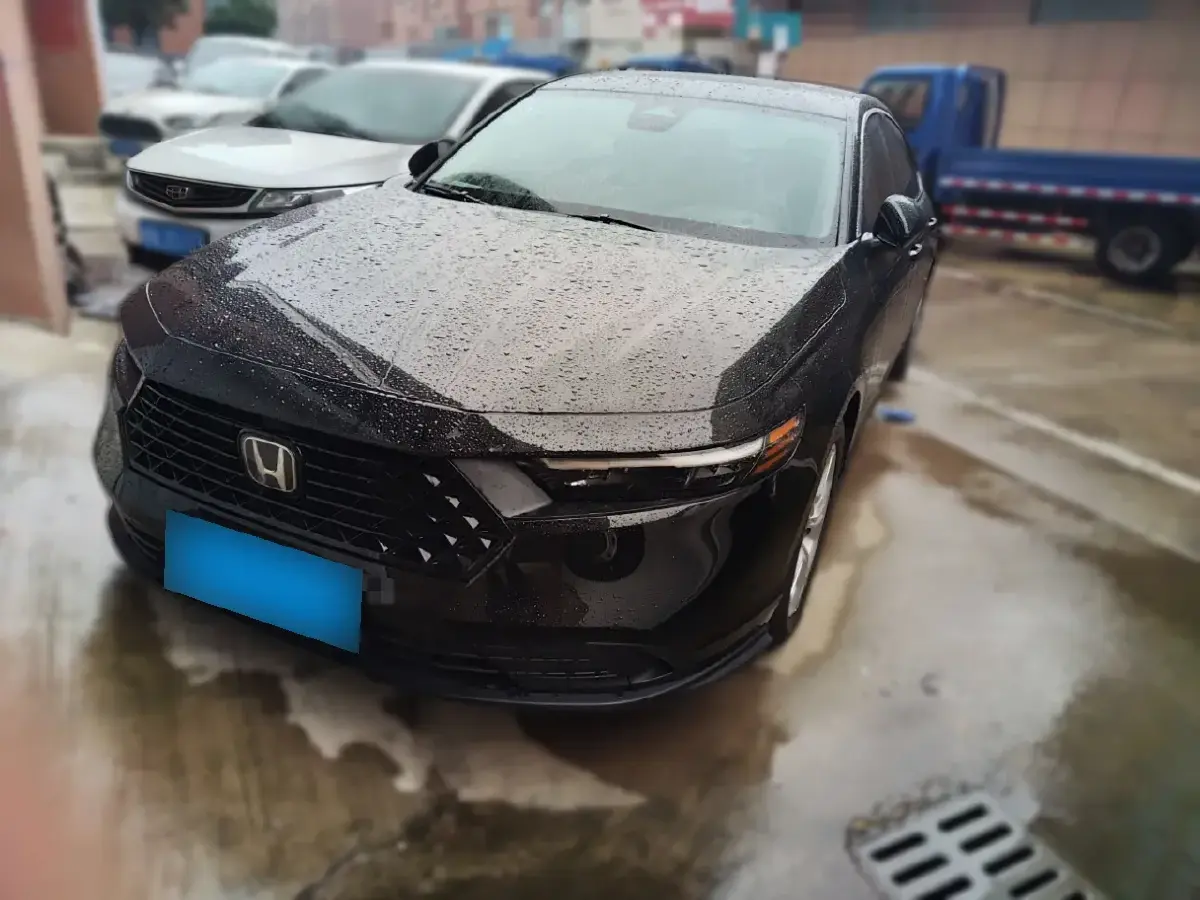 2023 Honda Accord 1.5T 192HP L4 CVT