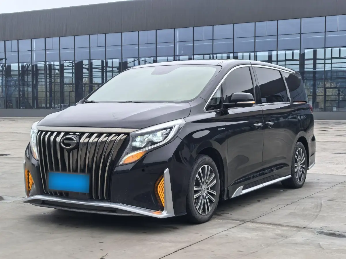 2021 GAC Trumpchi M8 2.0T 252HP L4 8AT