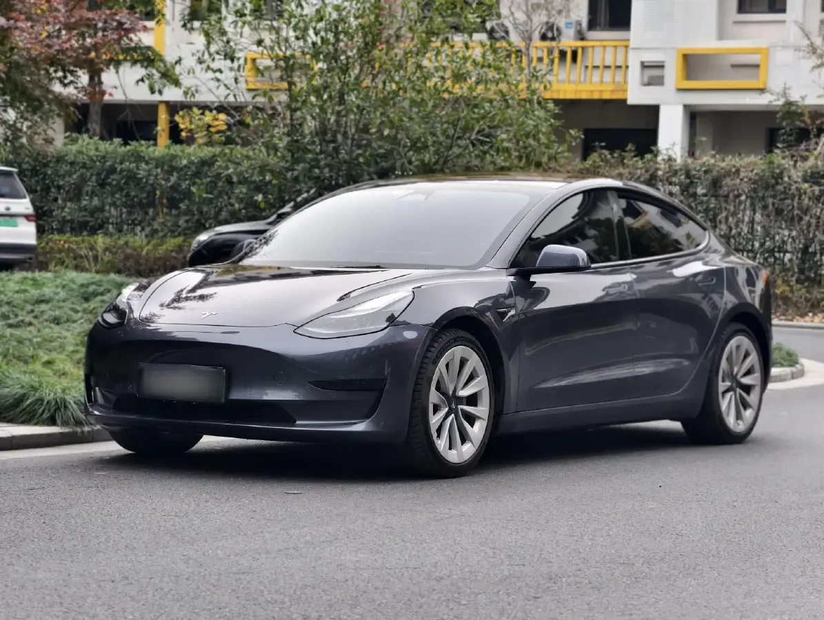 2022 Tesla Model 3 BEV 60KWH