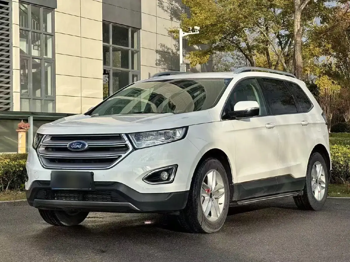 2017 Ford Edge 2.0T 245HP L4 6AT