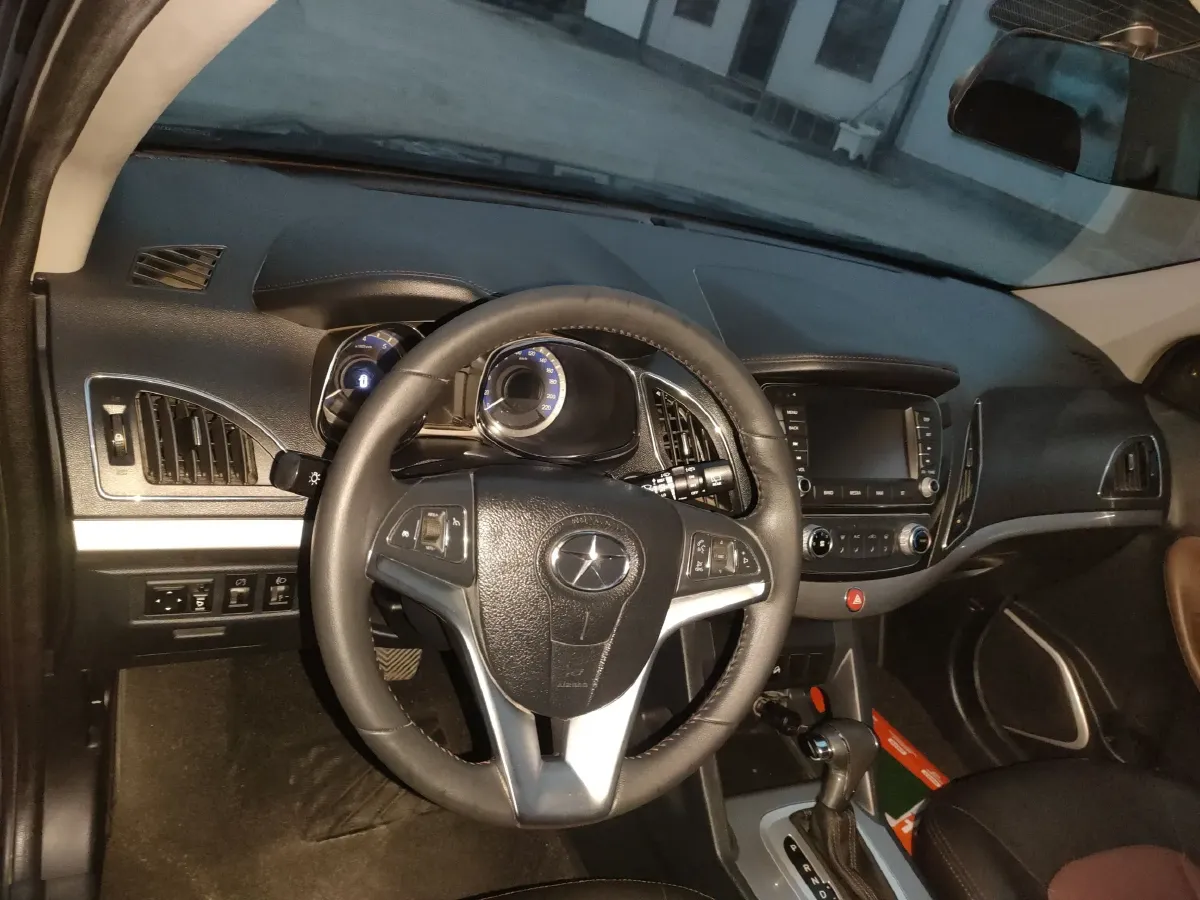 2015 JAC Refine S5 1.5T 174HP L4 6DCT,autocango,china used car exporter,china ev exporter,chinese used car exporter,chinese used ev exporter