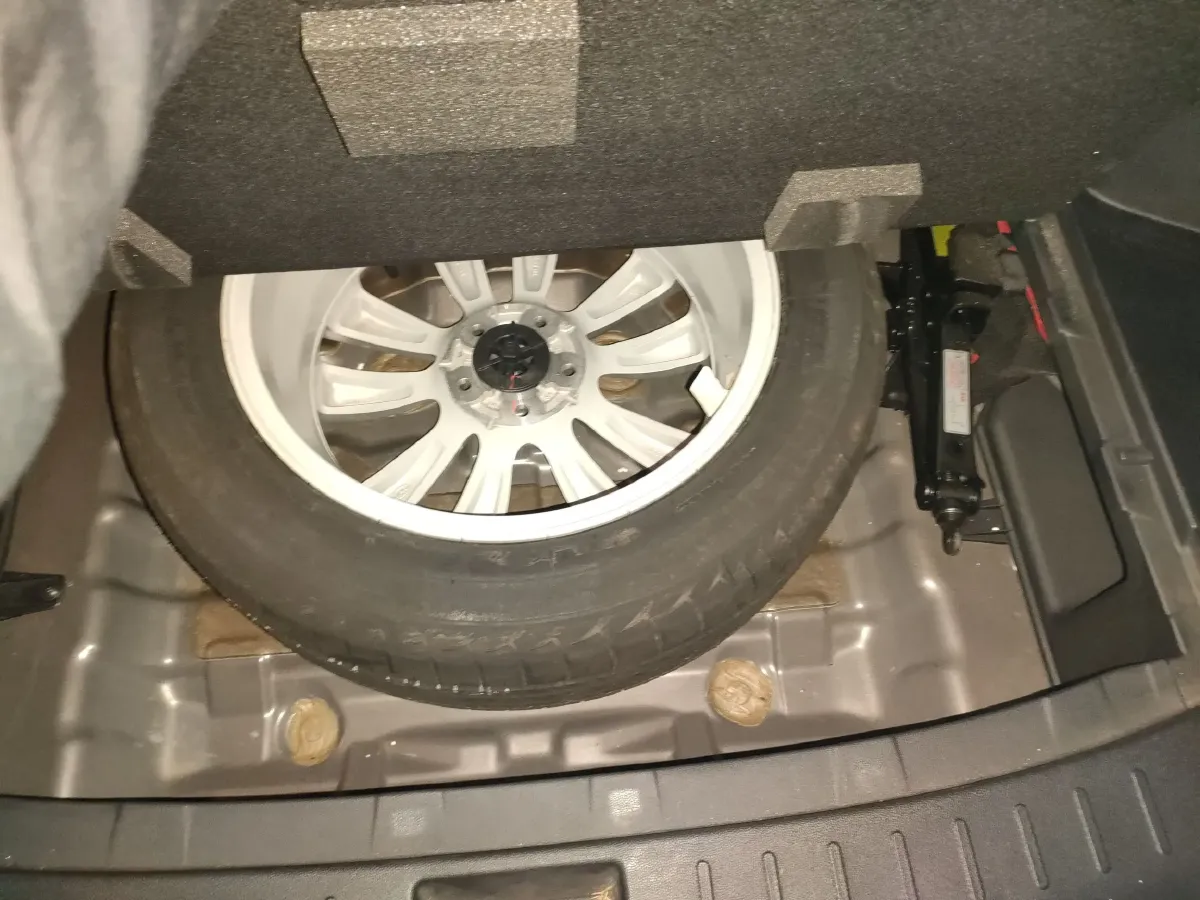 2015 JAC Refine S5 1.5T 174HP L4 6DCT,autocango,china used car exporter,china ev exporter,chinese used car exporter,chinese used ev exporter