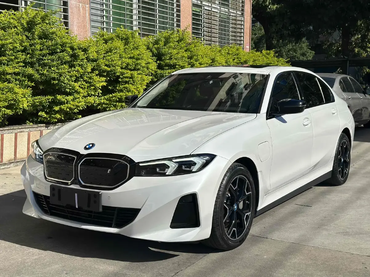 2023 BMW i3 BEV 79.05KWH