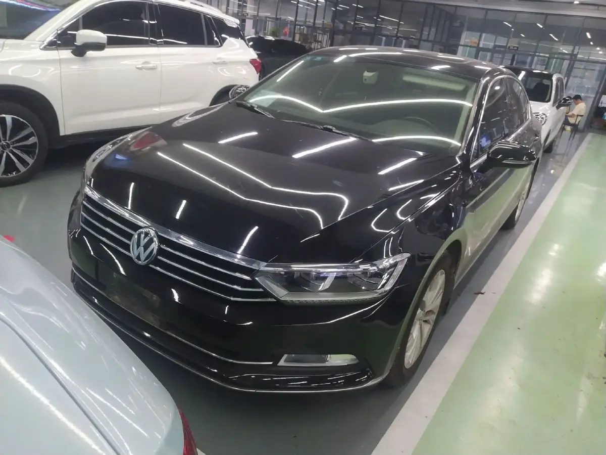 2017 Volkswagen Magotan 1.8T 180HP L4 7DCT