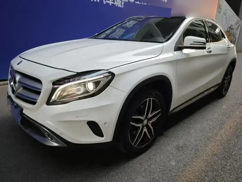 2016 Mercedes-Benz GLA Class 2.0T 184HP L4 7DCT