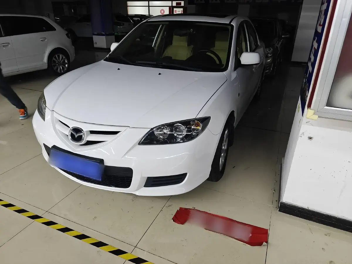 2012 Mazda 3 1.6L 107HP L4 5MT