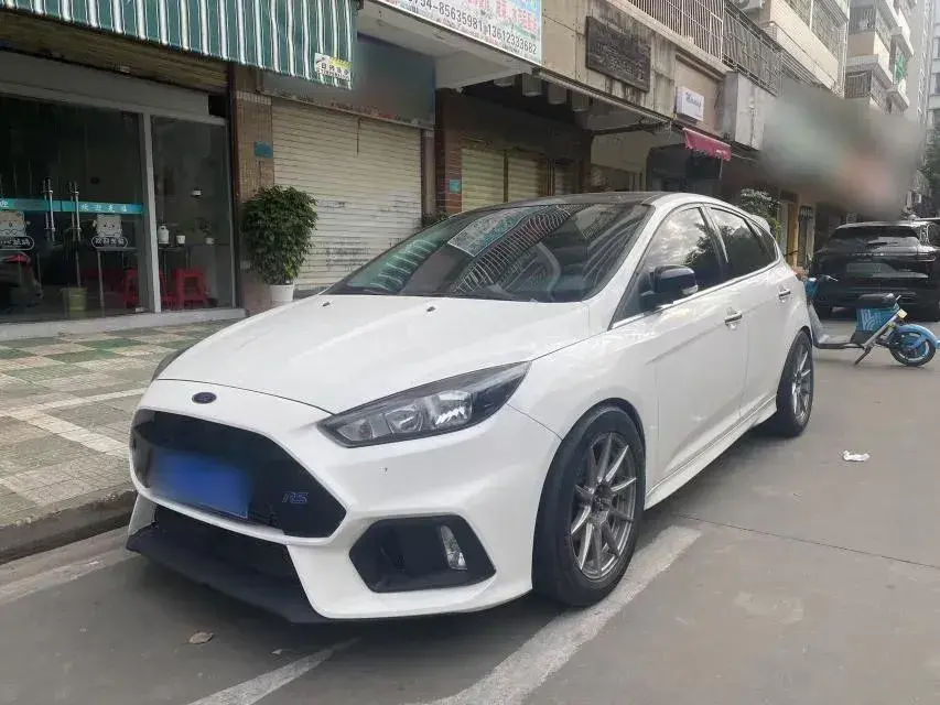 2017 Ford Focus 1.5T 181HP L4 6AT