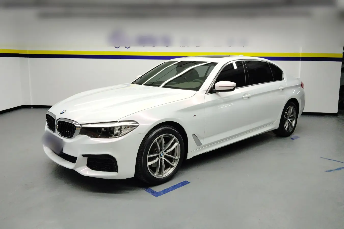 2020 BMW 5 Series 2.0T 184HP L4 8AT