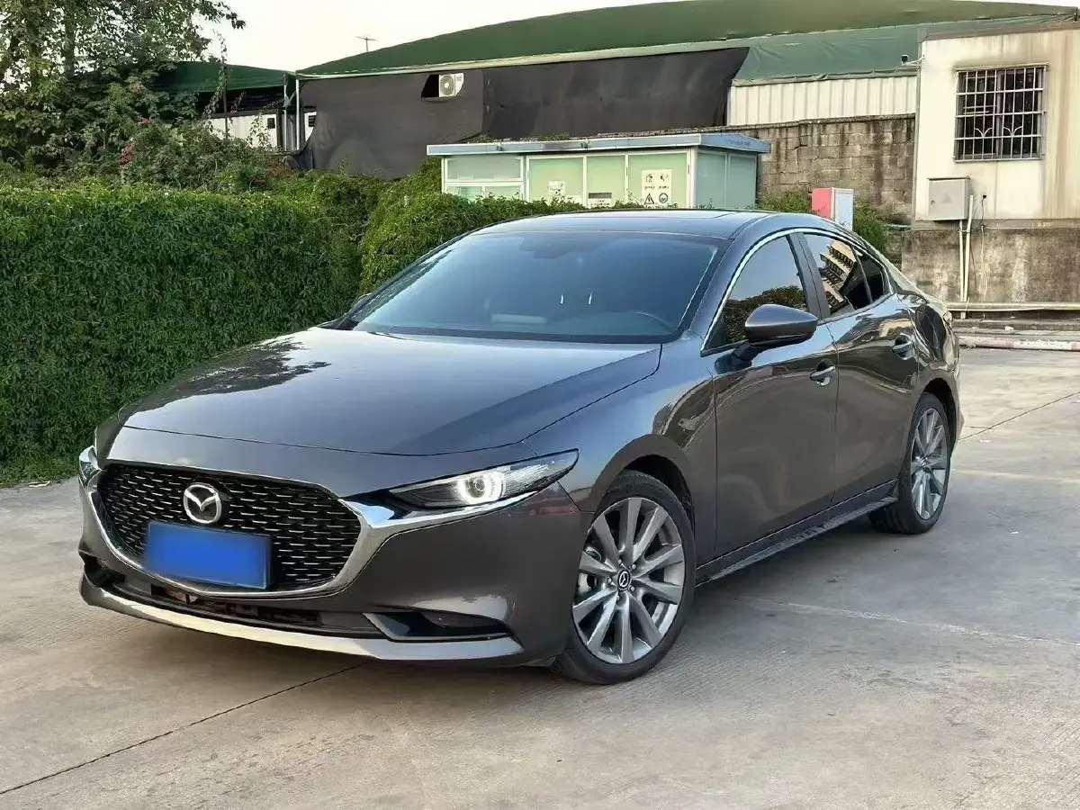 2023 Mazda 3 Axela 2.0L 158HP L4 6AT