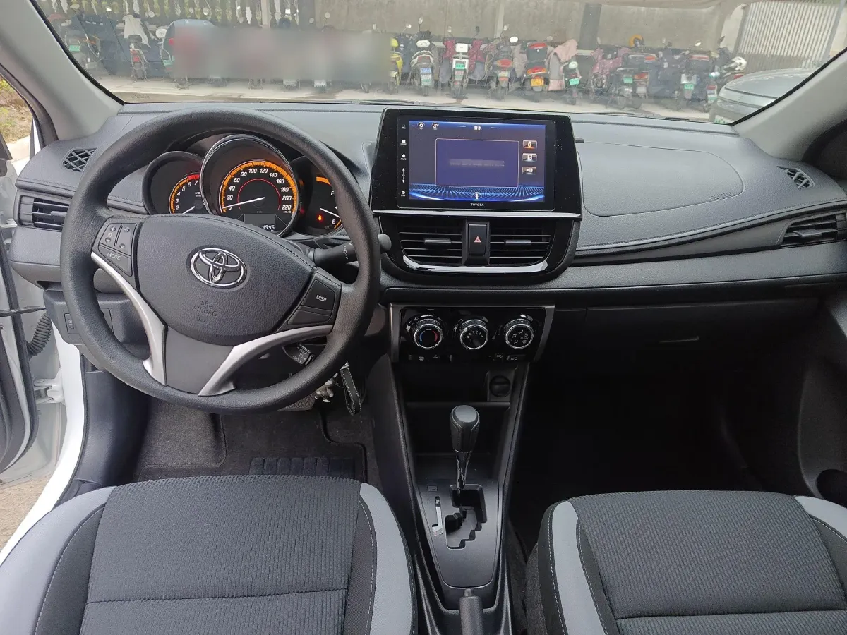 2022 Toyota Yaris L 1.5L 112HP L4 CVT,autocango,china used car exporter,china ev exporter,chinese used car exporter,chinese used ev exporter