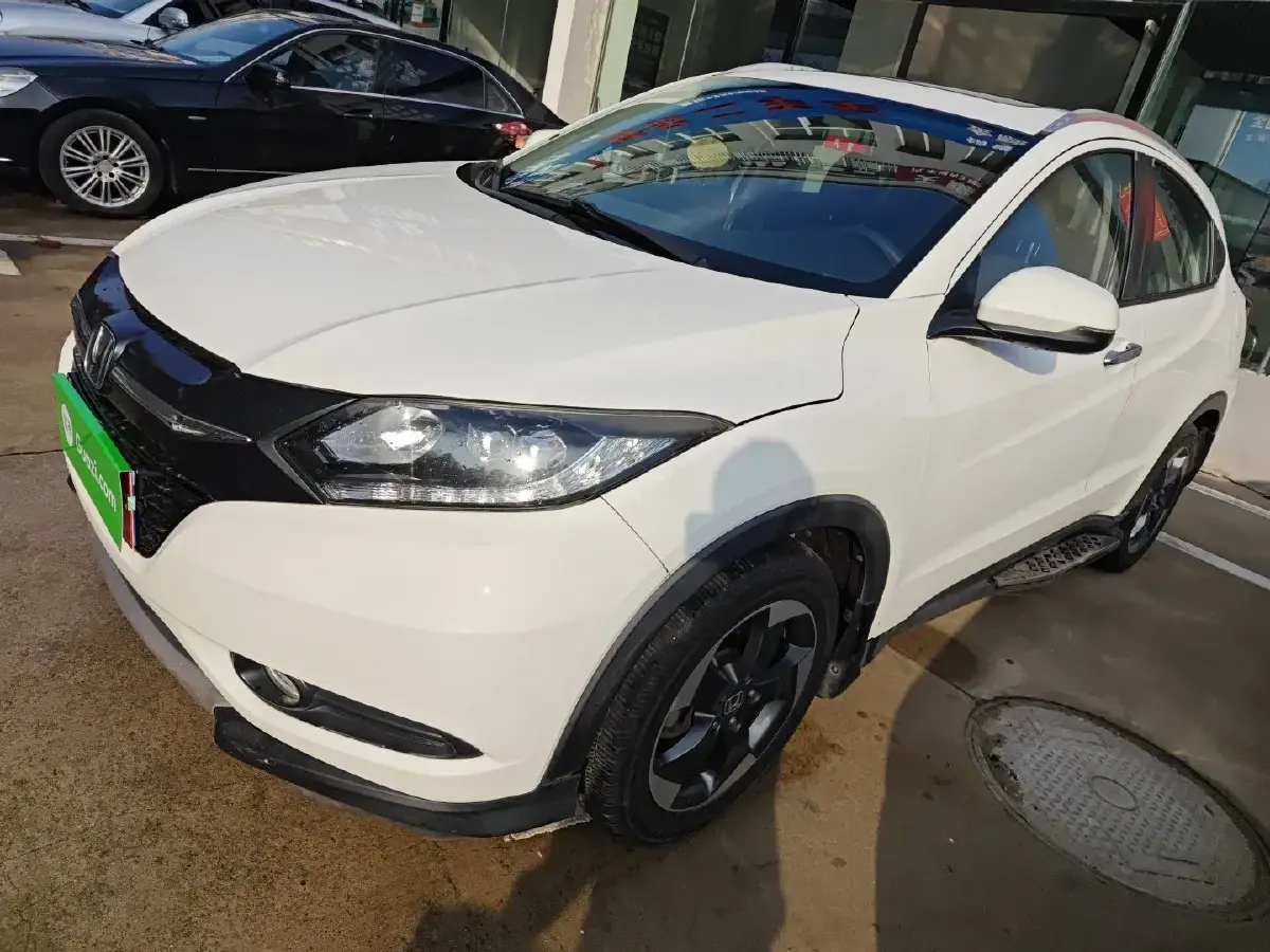 2015 Honda Vezel 1.8L 136HP L4 CVT
