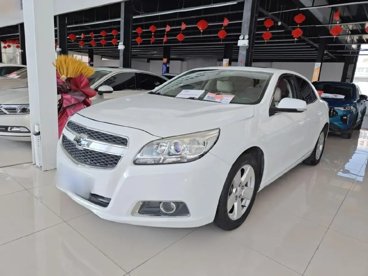 2014 Chevrolet Malibu 2.0L 154HP L4 6AT
