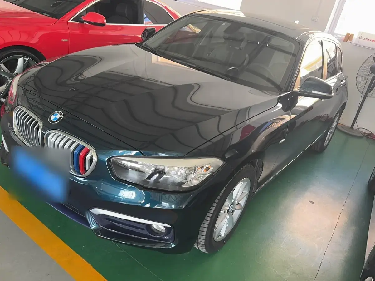 2016 BMW 1 Series 1.5T 136HP L3 8AT