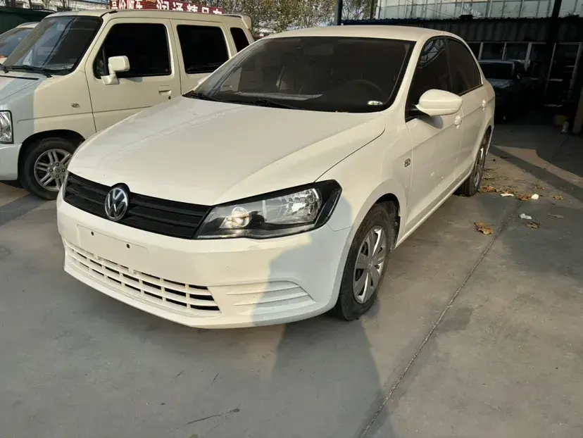 2013 Volkswagen Jetta 1.4L 90HP L4 5MT