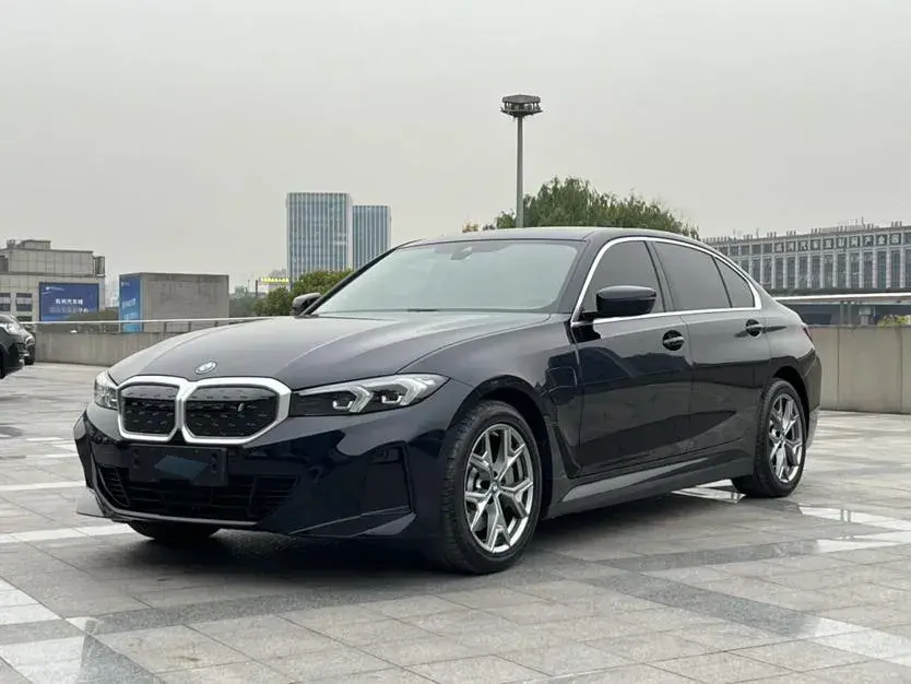 2022 BMW i3 BEV 70KWH