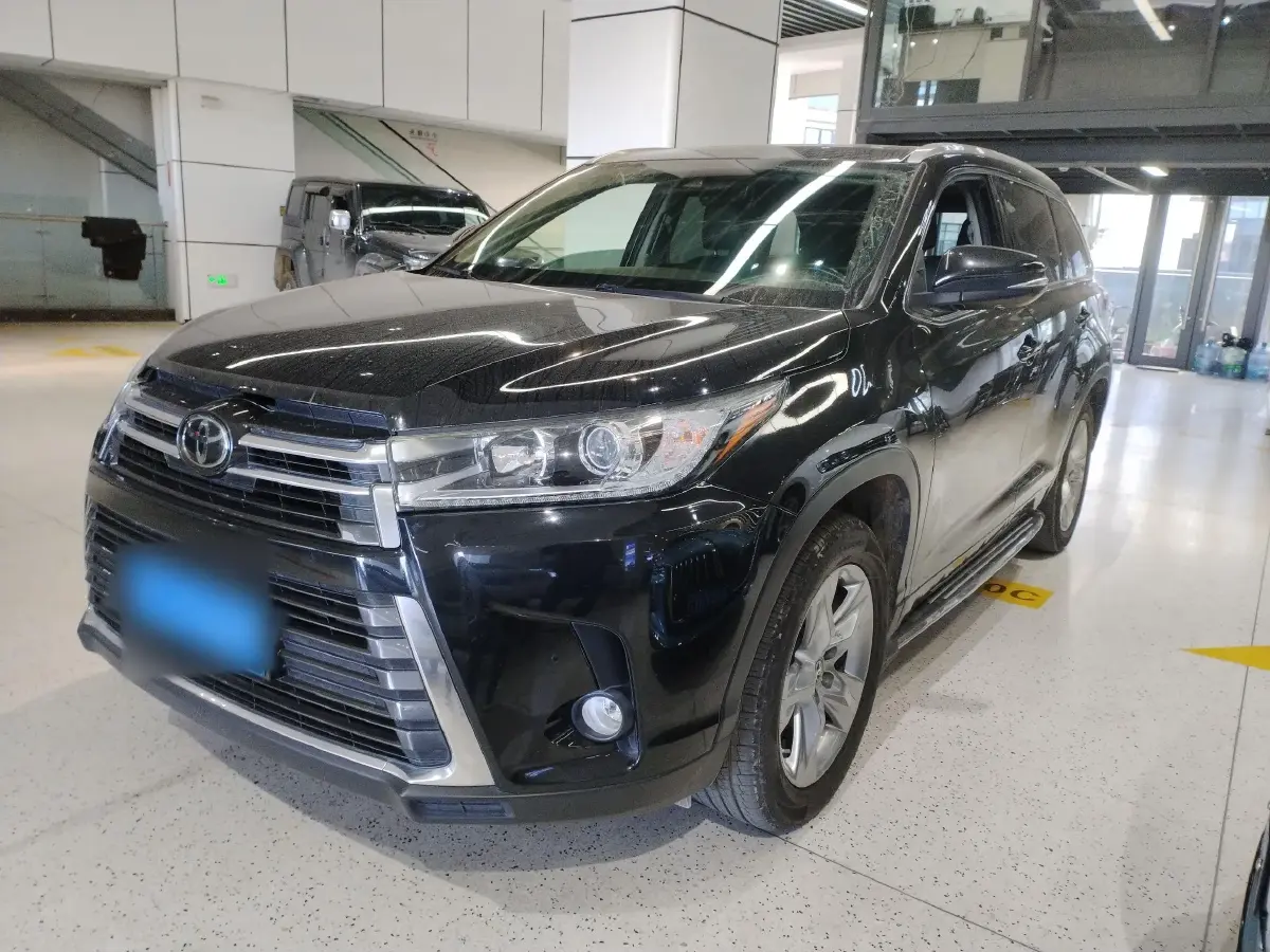 2018 Toyota Highlander 2.0T 220HP L4 6AT