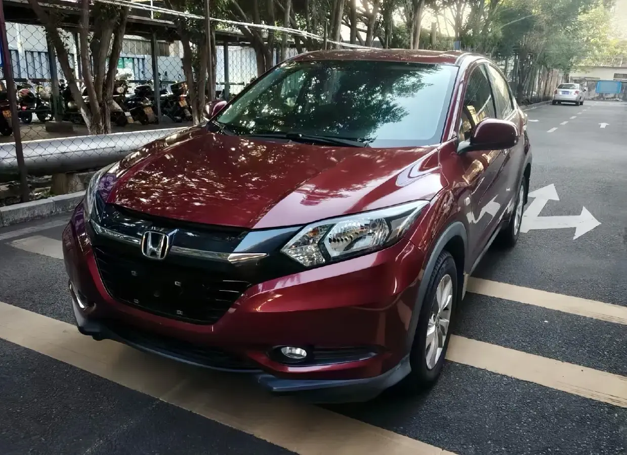 2015 Honda Vezel 1.8L 136HP L4 CVT