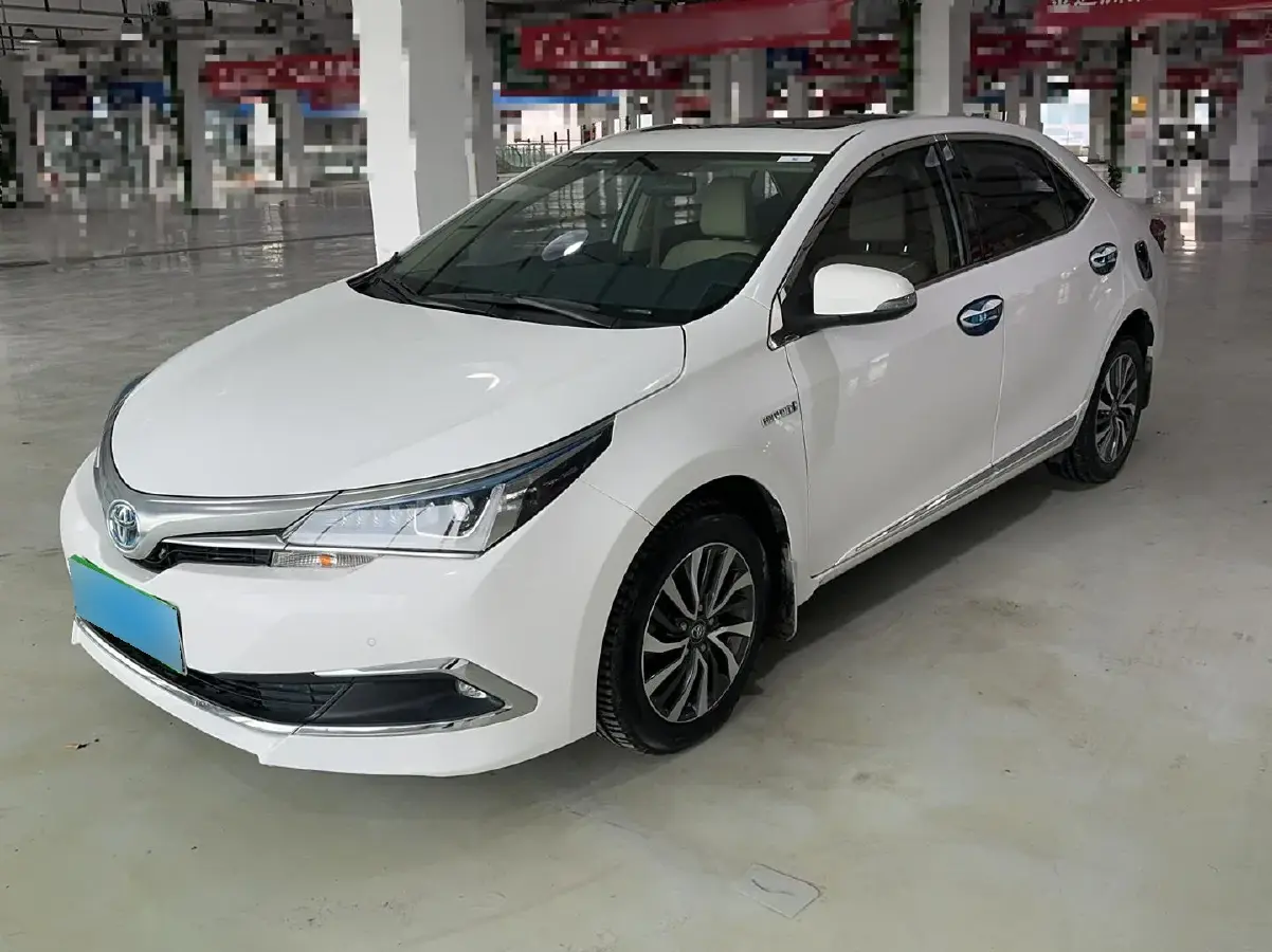 2017 Toyota Corolla 1.8L 99HP L4 E-CVT Hybrid