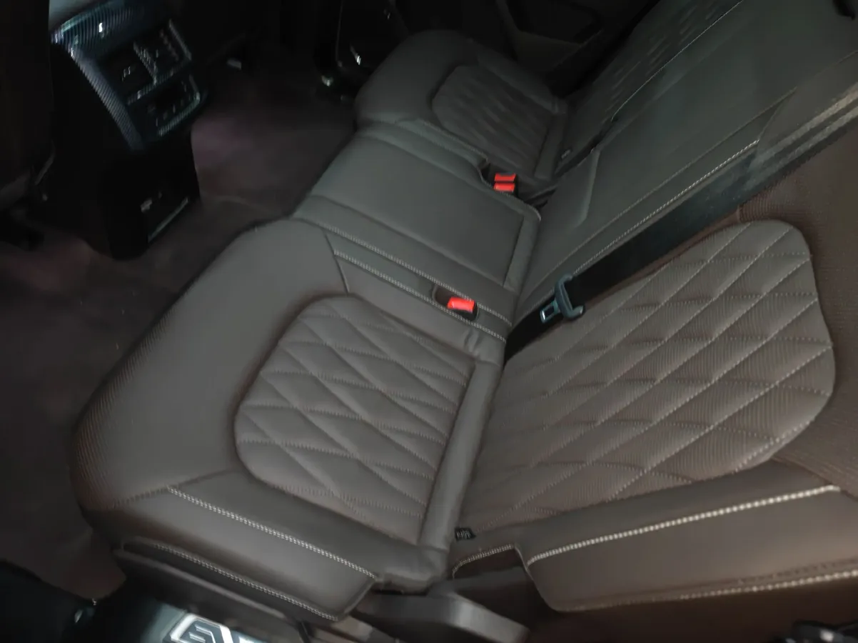 2019 Volkswagen Teramont 2.5T 299HP V6 7DCT,autocango,china used car exporter,china ev exporter,chinese used car exporter,chinese used ev exporter