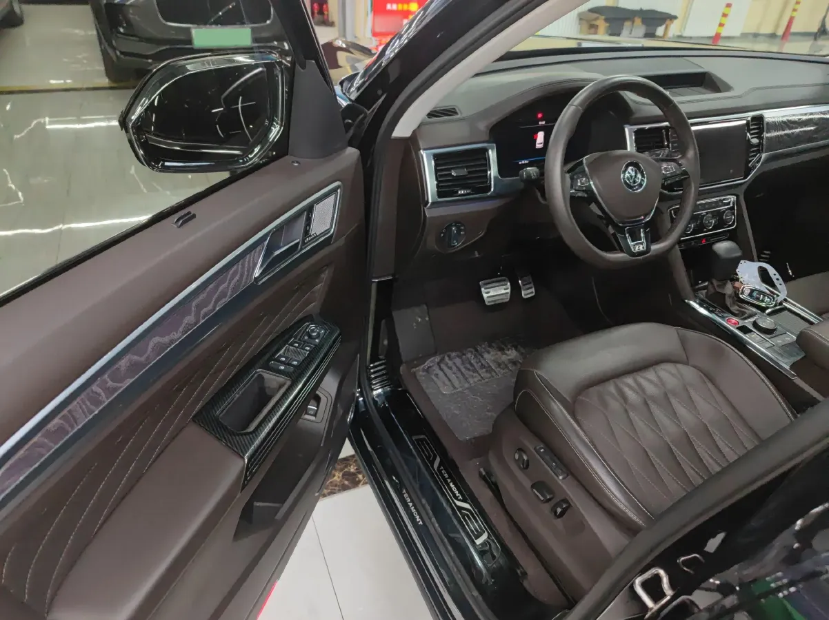 2019 Volkswagen Teramont 2.5T 299HP V6 7DCT,autocango,china used car exporter,china ev exporter,chinese used car exporter,chinese used ev exporter