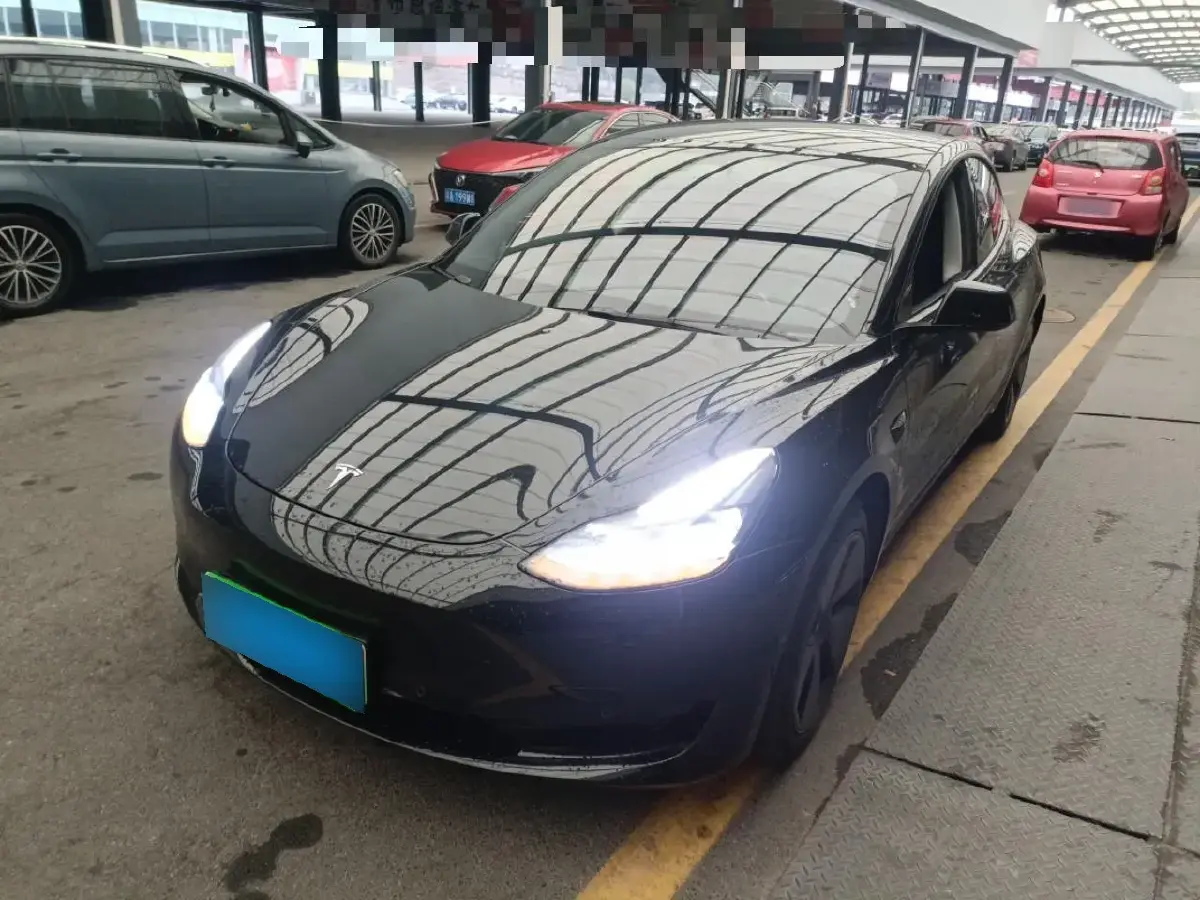 2022 Tesla Model 3 BEV 60KWH