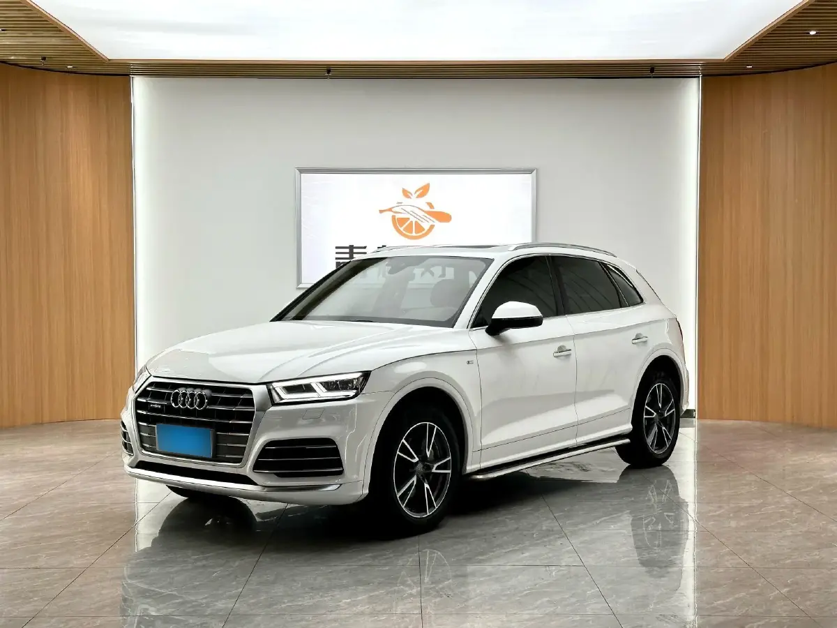 2020 Audi Q5L 2.0T 190HP L4 7DCT