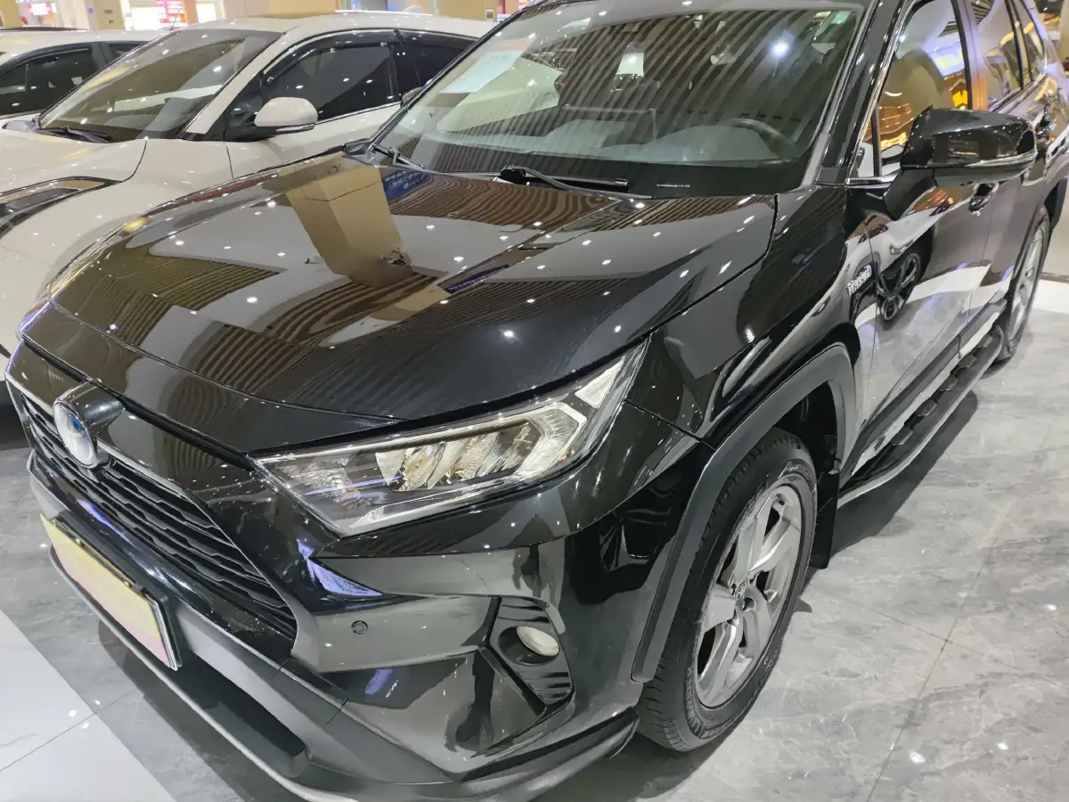 2020 Toyota RAV4 2.5L 178HP L4 E-CVT Hybrid