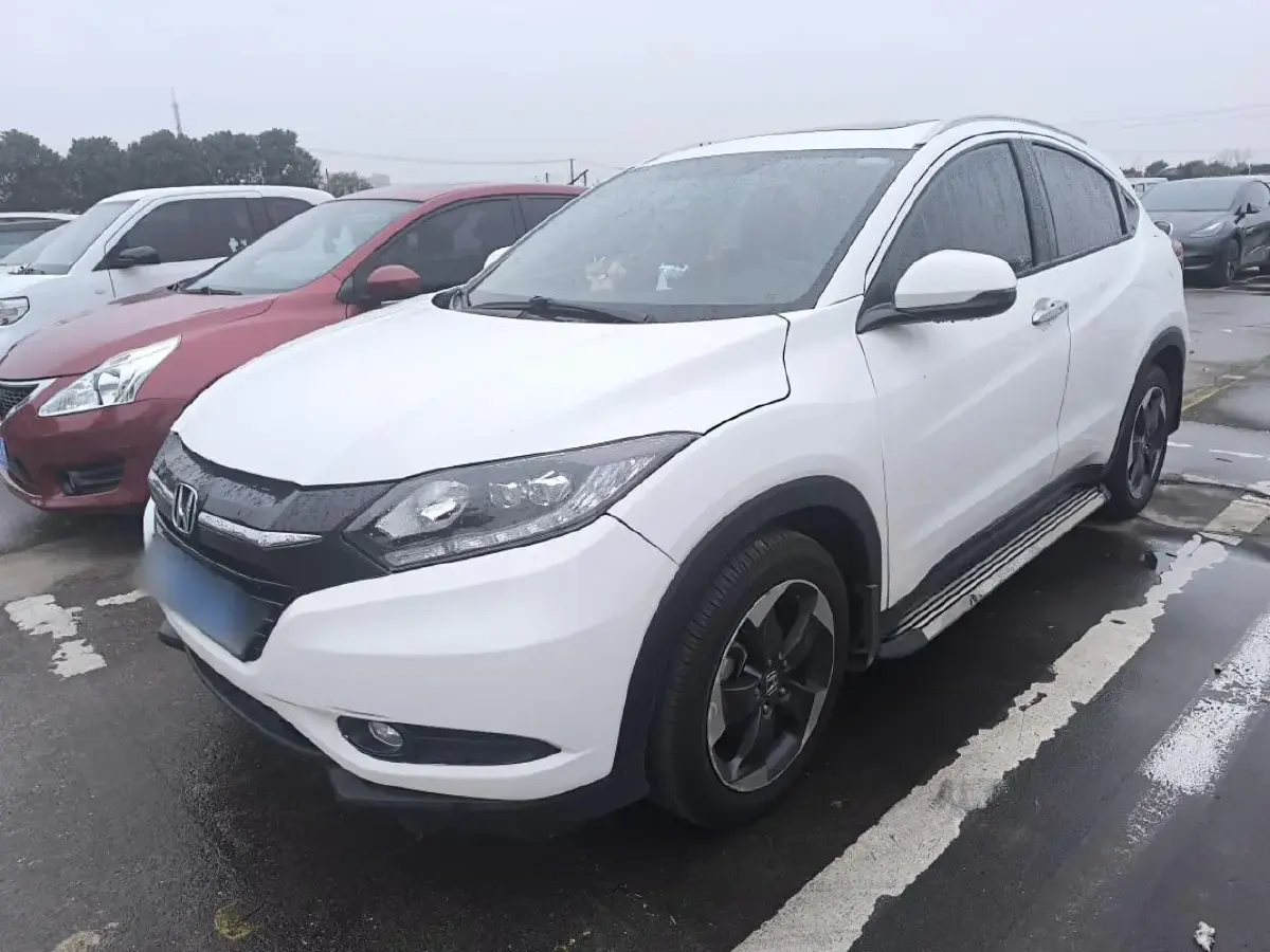2015 Honda Vezel 1.8L 136HP L4 CVT